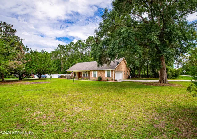 Homes for sale in Hilliard, FL | 2719 Lake Dr, Hilliard, FL 32046 | MLS# 2151171