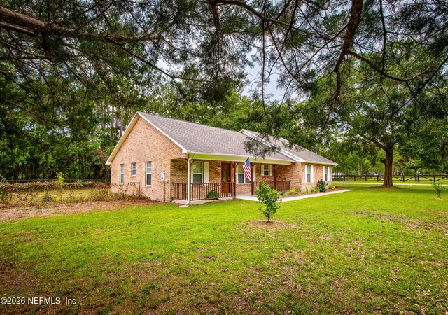 Homes for sale in Hilliard, FL | 2719 Lake Dr, Hilliard, FL 32046 | MLS# 2151171