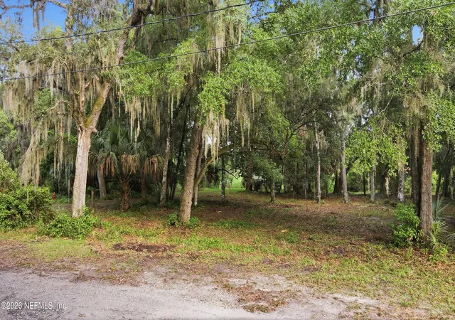 Photo 3 of Land for sale at 633 Mcclure St, Welaka, FL 32193 | MLS# 2150951 | Listing updated on 2026-06-25