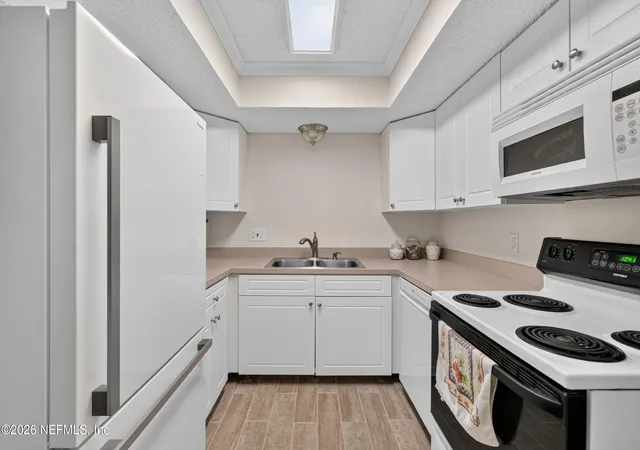 Photo 3 of Condo for sale at 6515 La Mirada W #3, Jacksonville, FL 32217 | MLS# 2151177 | Listing updated on 2026-09-13