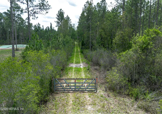 Photo 3 of Land for sale at 15450 Forest Trl Rd, Jacksonville, FL 32234 | MLS# 2151020 | Listing updated on 2026-08-13