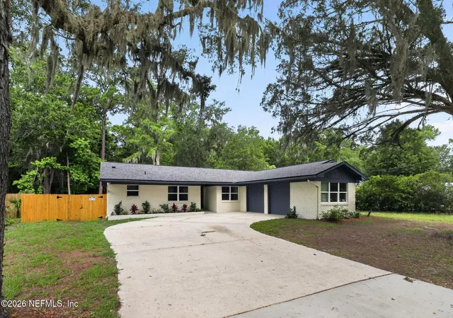 Photo 2 of Sale Pending at 1832 Plainfield Ave, Orange Park, FL 32073 | MLS# 2151065 | Listing updated on 2026-09-02