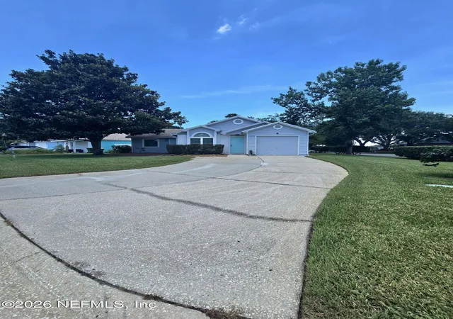 2nd image of 1897 Ocean Pond Dr, Jacksonville Beach, FL 32250 | MLS# 2151076
