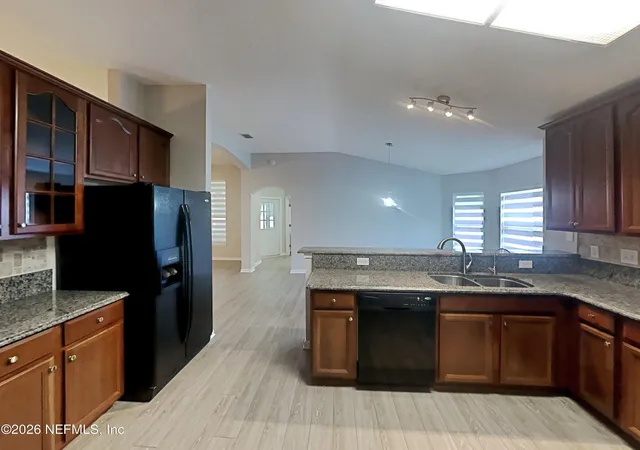 Photo 4 of Sale Pending at 13895 Fish Eagle Dr E, Jacksonville, FL 32226 | MLS# 2151098 | Listing updated on 2026-08-21