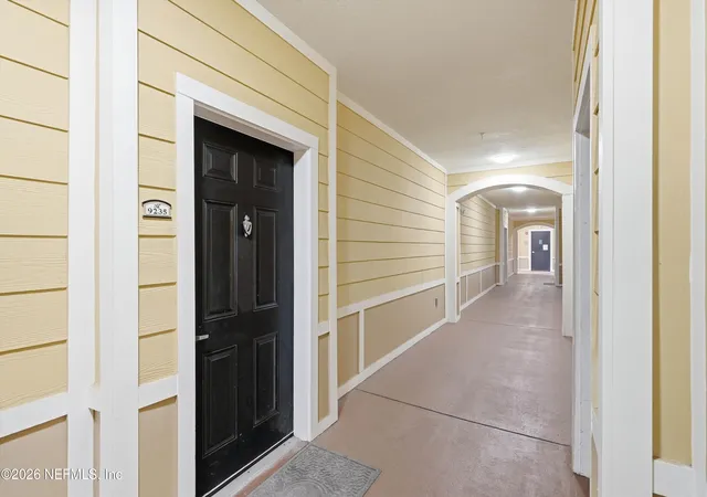 2nd image of 8539 Gate Pkwy #9235, Jacksonville, FL 32216 | MLS# 2151184