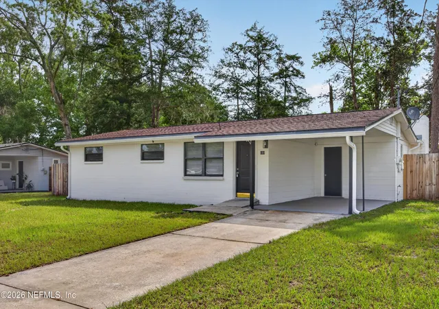 Photo 3 of Single family home for sale at 184 Draco St, Orange Park, FL 32073 | MLS# 2151199 | Listing updated on 2026-09-18