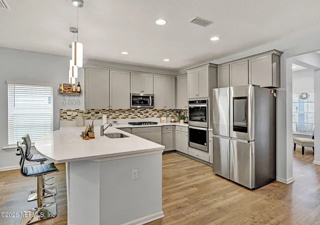 Photo 3 of Single family home for sale at 658 Ivory Palm Rd, Orange Park, FL 32073 | MLS# 2151302 | Listing updated on 2026-09-08