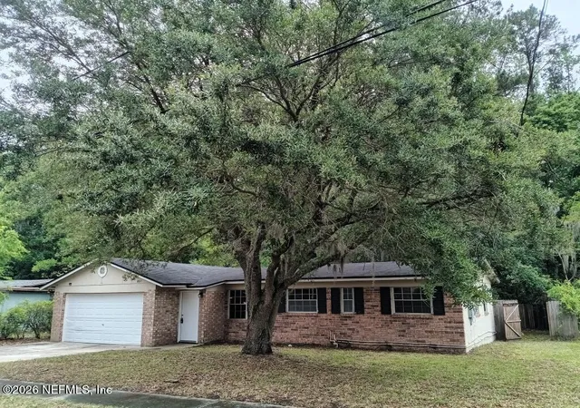 Photo 1 of Single family home for sale at 8611 Darlington Dr, Jacksonville, FL 32208 | MLS# 2153856 | Listing updated on 2026-09-01