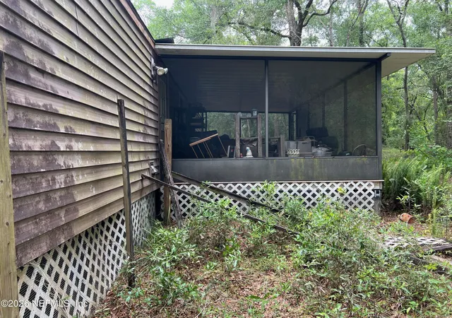 5th image of 126 Willow Ln, Hawthorne, FL 32640 | MLS# 2151322