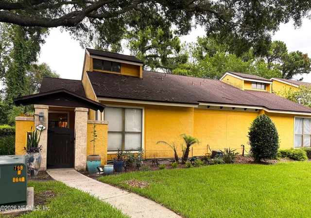 Homes for sale in Ponte Vedra Beach, FL | 799 Sandpiper Ln, Ponte Vedra Beach, FL 32082 | MLS# 2151360