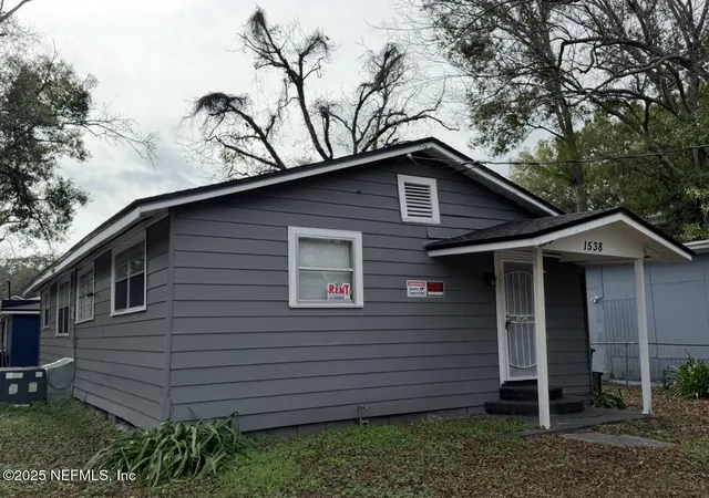 Photo 3 of Multi family home for sale at 3510 Wilson St #A, Jacksonville, FL 32209 | MLS# 2151393 | Listing updated on 2026-06-19