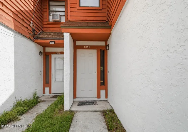 Photo 2 of Townhouse for sale at 7653 Jana Ln S, Jacksonville, FL 32210 | MLS# 2151505 | Listing updated on 2026-07-18