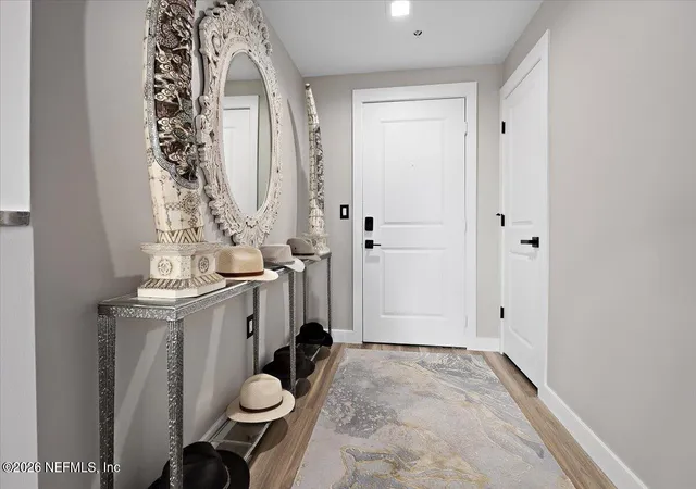 3rd image of 400 E Bay St #1704, Jacksonville, FL 32202 | MLS# 2151481