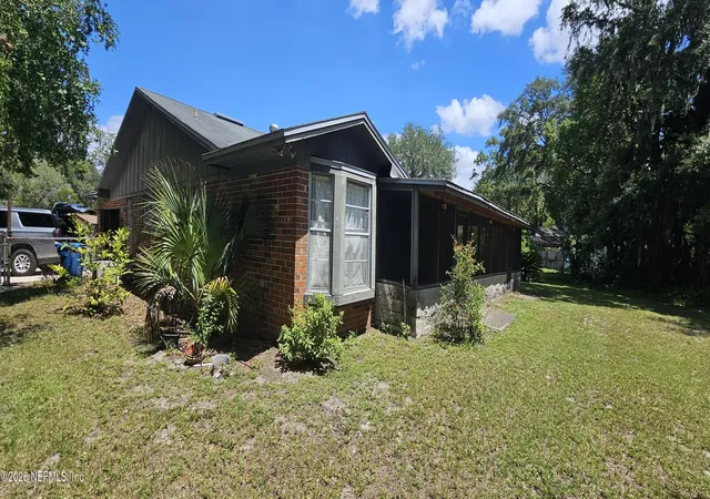 31st image of 3839 Fernglen Dr, Jacksonville, FL 32277 | MLS# 2153772