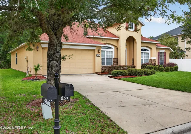 Photo 3 of Sale Pending at 635 Wakeview Dr, Orange Park, FL 32065 | MLS# 2151615 | Listing updated on 2026-08-04