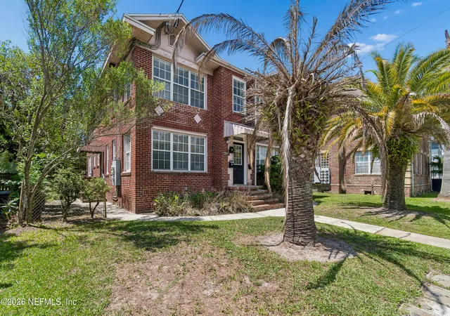 Listing Photo 4 - Condo for sale in building located at 2892 College St, Jacksonville, FL 32205