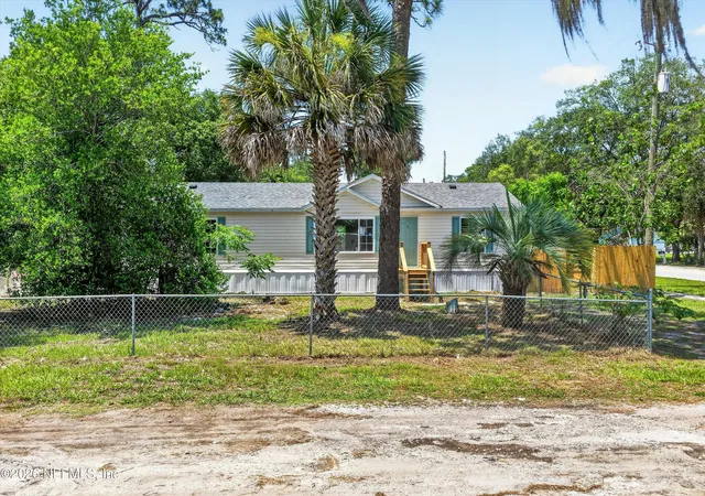 Photo 2 of Manufactured home for sale at 7603 Coach Park Dr, Jacksonville, FL 32244 | MLS# 2151641 | Listing updated on 2026-07-23
