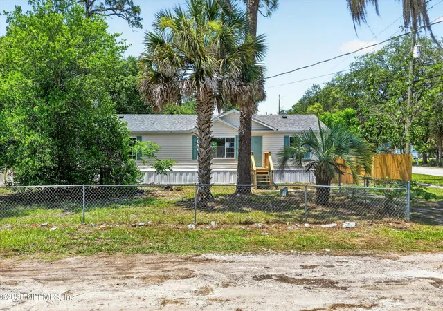Photo 3 of Manufactured home for sale at 7603 Coach Park Dr, Jacksonville, FL 32244 | MLS# 2151641 | Listing updated on 2026-07-23