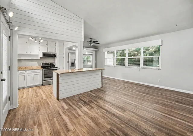 Photo 3 of Single family home for sale at 7139 Hallock St, Jacksonville, FL 32211 | MLS# 2152954 | Listing updated on 2026-09-04