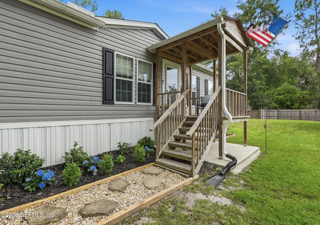 Photo 4 of Manufactured home for sale at 2246 Daisy St, Middleburg, FL 32068 | MLS# 2151960 | Listing updated on 2026-08-22