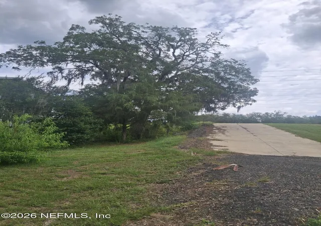 3rd image of 1499 State Road 20, Interlachen, FL 32148 | MLS# 2151818