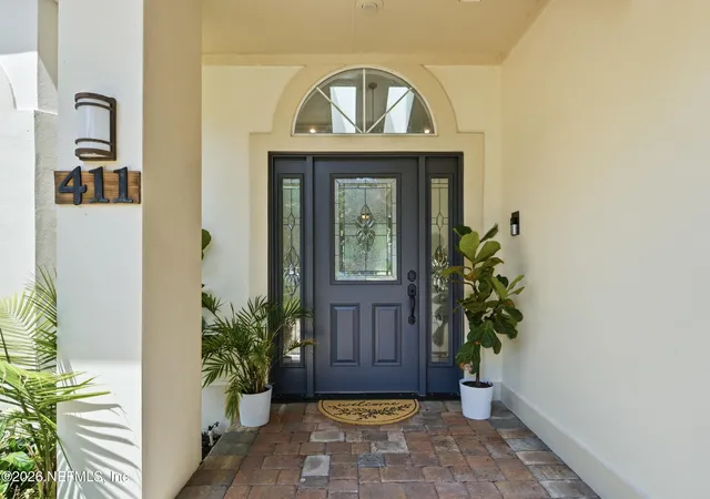 2nd image of 411 Snapping Turtle Ct E, Atlantic Beach, FL 32233 | MLS# 2152051