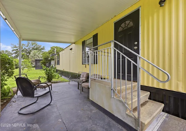 Homes for sale in Satsuma, FL | 101 Waterway Ave, Satsuma, FL 32189 | MLS# 2151992