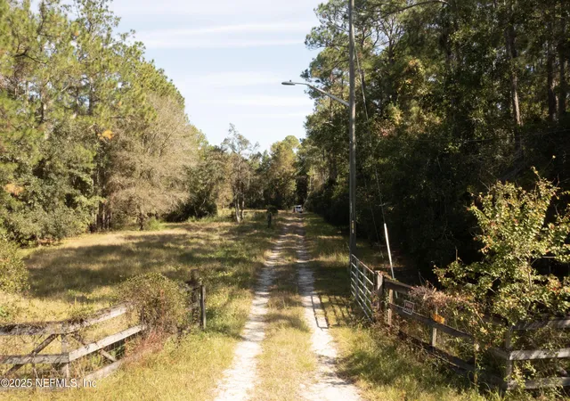 Photo 2 of Manufactured home for sale at 3163 Lannie Rd, Jacksonville, FL 32218 | MLS# 2151881 | Listing updated on 2026-09-16