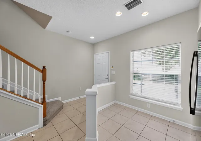 Photo 3 of Sale Pending at 8099 Summer Cvs Ct, Jacksonville, FL 32256 | MLS# 2152110 | Listing updated on 2026-09-02