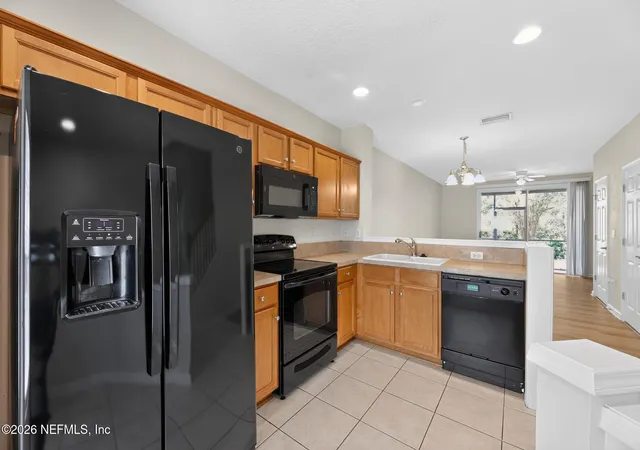 Photo 3 of Sale Pending at 8099 Summer Cvs Ct, Jacksonville, FL 32256 | MLS# 2152110 | Listing updated on 2026-09-02