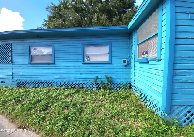 Photo 2 of Sale Pending at 930 Cesery Blvd, Jacksonville, FL 32211 | MLS# 2152087 | Listing updated on 2026-08-17