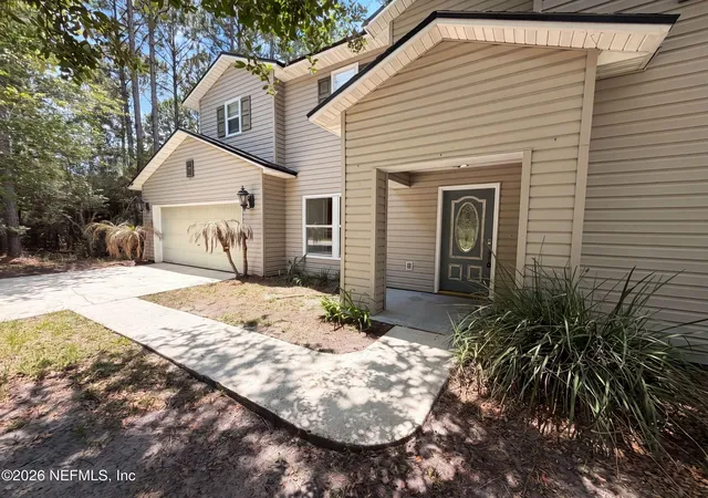 Photo 1 of Sale Pending at 7002 Beekman Lake Dr, Jacksonville, FL 32222 | MLS# 2151964 | Listing updated on 2026-08-27