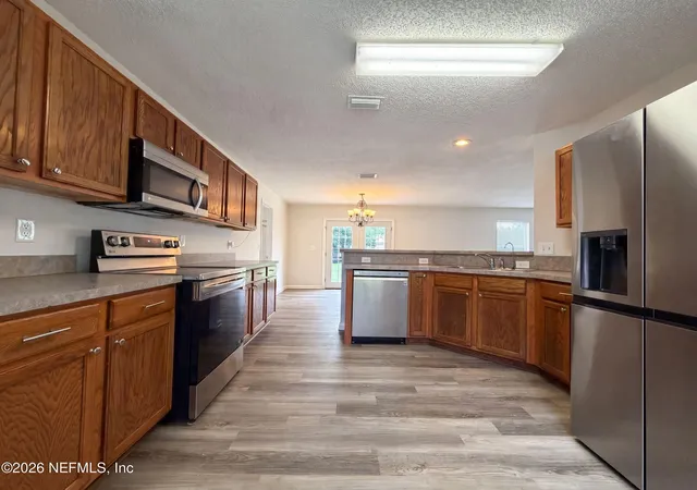Photo 2 of Sale Pending at 7002 Beekman Lake Dr, Jacksonville, FL 32222 | MLS# 2151964 | Listing updated on 2026-08-27