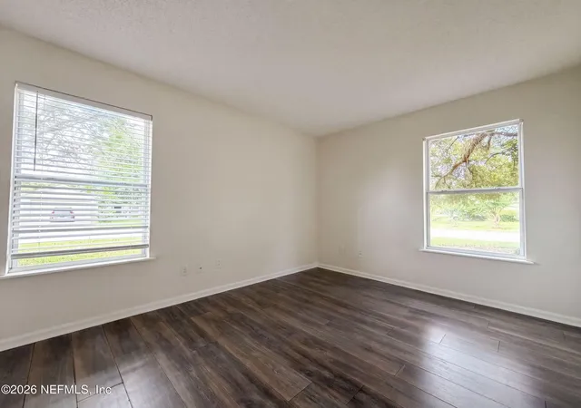 Photo 3 of Sale Pending at 7002 Beekman Lake Dr, Jacksonville, FL 32222 | MLS# 2151964 | Listing updated on 2026-08-27