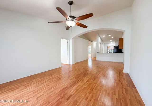 Photo 3 of Sale Pending at 215 Beech Brk St, Saint Johns, FL 32259 | MLS# 2151974 | Listing updated on 2026-09-16