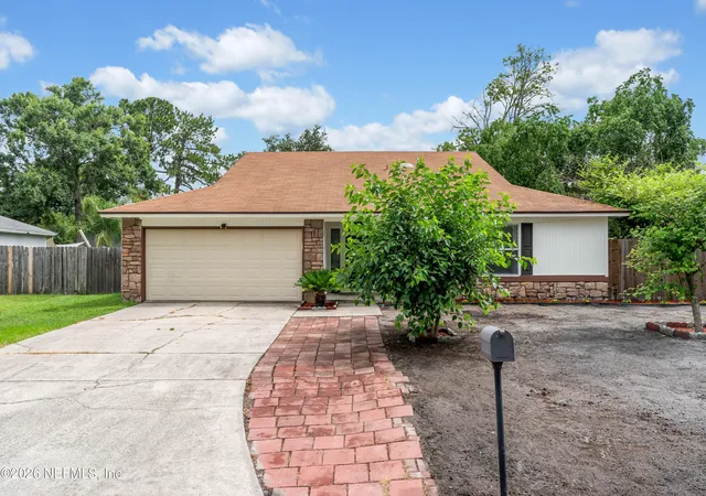 Photo 2 of Single family home for sale at 3639 Lone Eagle Rd, Jacksonville, FL 32257 | MLS# 2152414 | Listing updated on 2026-09-04