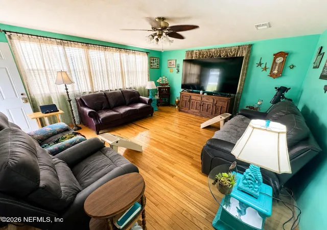 Photo 4 of Sale Pending at 7103 Wendy Cir, Jacksonville, FL 32211 | MLS# 2152020 | Listing updated on 2026-06-25