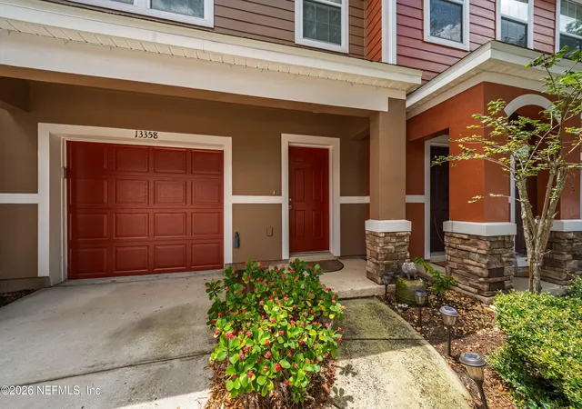 Photo 2 of Townhouse for sale at 13358 Ocean Mist Dr, Jacksonville, FL 32258 | MLS# 2152418 | Listing updated on 2026-09-01