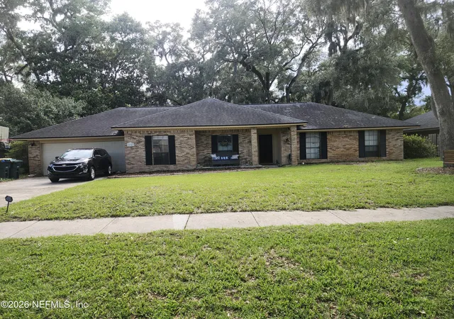 Photo 1 of Sale Pending at 10348 Sequoya Dr, Jacksonville, FL 32257 | MLS# 2152129 | Listing updated on 2026-08-31