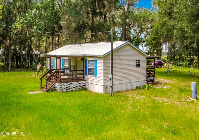 Photo 3 of Manufactured home for sale at 24390 Ne 127th Avenue, Fort Mc Coy, FL 32134 | MLS# 2152188 | Listing updated on 2026-07-24