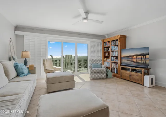 Listing Photo 4 - Condo for sale in building located at 1701 1St St N, Jacksonville Beach, FL 32250 - Unit #B-10