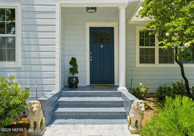 Photo 2 of Single family home for sale at 1552 Larue Ave, Jacksonville, FL 32207 | MLS# 2153574 | Listing updated on 2026-08-26