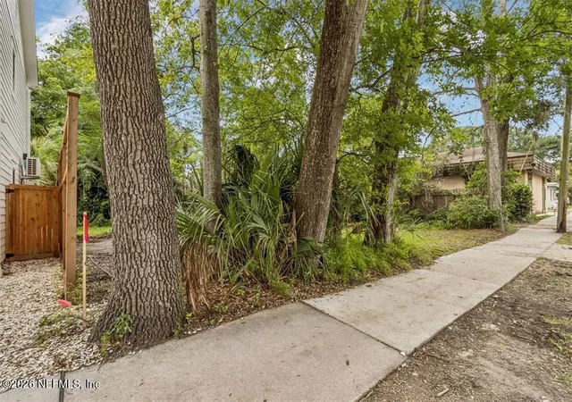 Photo 2 of Land for sale at 0 Ash St, Fernandina Beach, FL 32034 | MLS# 2152844 | Listing updated on 2026-09-02