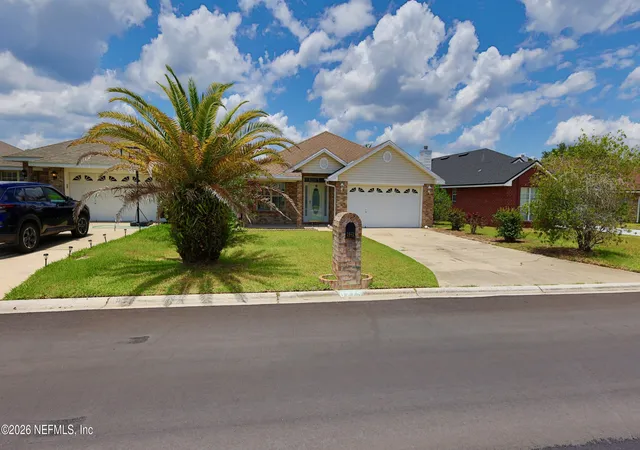 Photo 3 of Sale Pending at 6275 Ironside Dr S, Jacksonville, FL 32244 | MLS# 2152436 | Listing updated on 2026-09-07