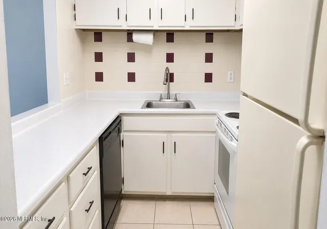 5th image of 1500 Virginia Ave, Daytona Beach, FL 32114