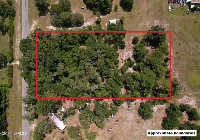 Photo 1 of Sale Pending at 112 St Johns Ave, Satsuma, FL 32189 | MLS# 2152426 | Listing updated on 2026-07-21