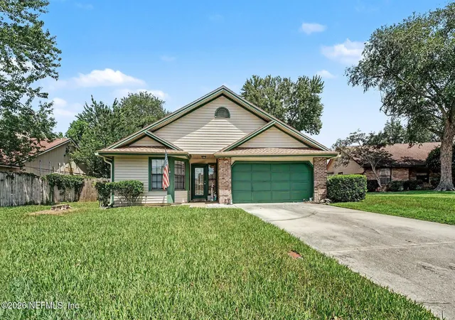 Homes for sale in Orange Park, FL | 593 Hewes Pl, Orange Park, FL 32073 | MLS# 2152713