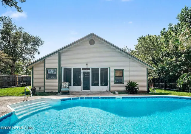 Homes for sale in Orange Park, FL | 593 Hewes Pl, Orange Park, FL 32073 | MLS# 2152713