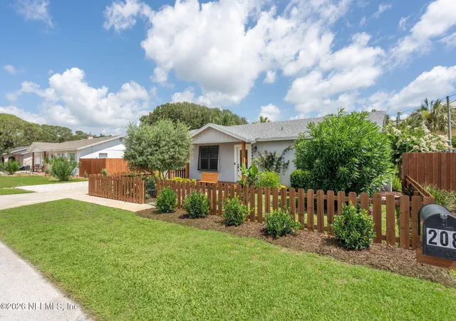 Homes for sale in Saint Augustine, FL | 208 Trade Wind Ln, Saint Augustine, FL 32080 | MLS# 2152450