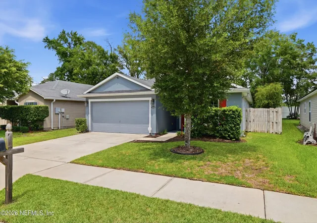 Photo 3 of Single family home for sale at 12146 Alexandra Dr, Jacksonville, FL 32218 | MLS# 2153863 | Listing updated on 2026-09-07